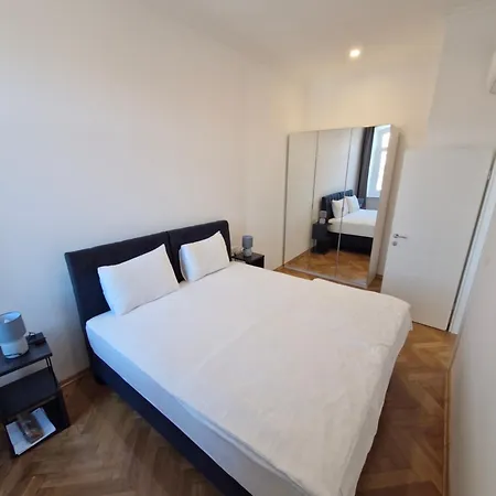 Manzoni Apartment