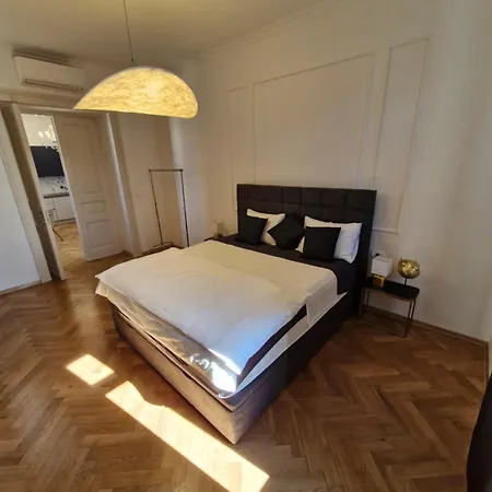 Apartment Manzoni *