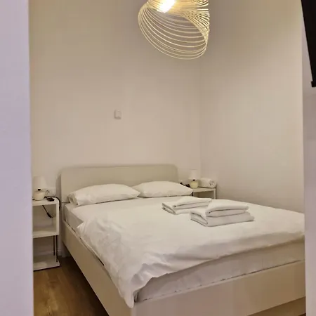 Manzoni Апартаменты