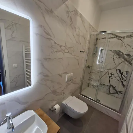 Manzoni Apartament *